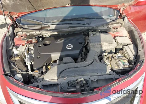 2014 Nissan Altima 2.5 S z USA, uszkodzony, nr VIN 1N4AL3AP1EC142510